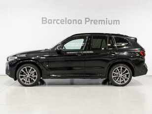 Fotos de BMW X3 xDrive30e color Negro. Año 2024. 215KW(292CV). Híbrido Electro/Gasolina. En concesionario Barcelona Premium -- GRAN VIA de Barcelona