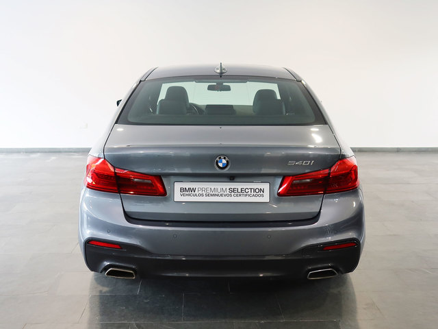 BMW Serie 5 540i color Azul. Año 2019. 250KW(340CV). Gasolina. En concesionario Autogal de Ourense