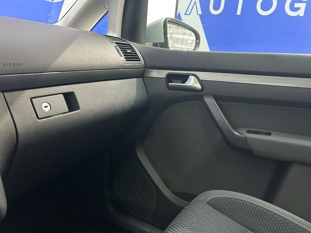 Volkswagen Touran Advance 1.6 TDI BMT 77 kW (105 CV) DSG