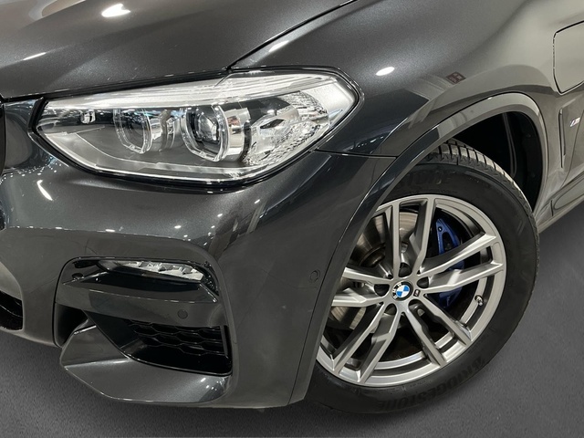 BMW X3 xDrive30e color Gris. Año 2021. 215KW(292CV). Híbrido Electro/Gasolina. En concesionario Engasa S.A. de Valencia