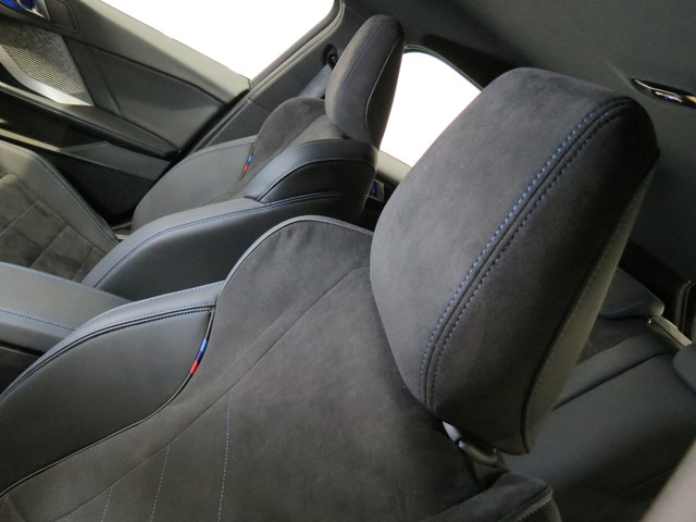 BMW Serie 1 120d color Azul. Año 2025. 120KW(163CV). Diésel. En concesionario FINESTRAT Automoviles Fersan, S.A. de Alicante