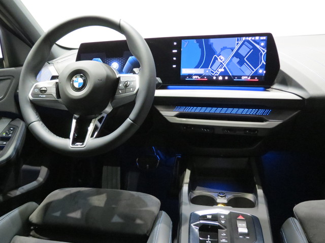 BMW Serie 1 120d color Azul. Año 2025. 120KW(163CV). Diésel. En concesionario FINESTRAT Automoviles Fersan, S.A. de Alicante