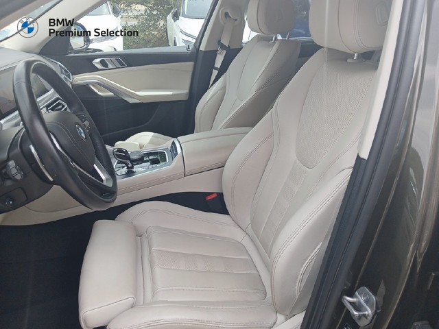 BMW X6 xDrive30d color Marrón. Año 2020. 210KW(286CV). Diésel. En concesionario Adler Motor S.L. TOLEDO de Toledo