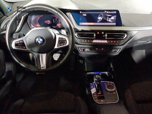 BMW Serie 1 118d color Blanco. Año 2024. 110KW(150CV). Diésel. En concesionario Marmotor de Las Palmas