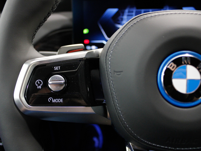BMW i7 xDrive60 color Negro. Año 2025. 400KW(544CV). Eléctrico. En concesionario Barcelona Premium -- GRAN VIA de Barcelona