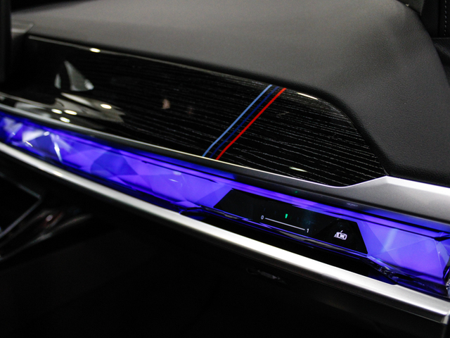 BMW i7 xDrive60 color Negro. Año 2025. 400KW(544CV). Eléctrico. En concesionario Barcelona Premium -- GRAN VIA de Barcelona