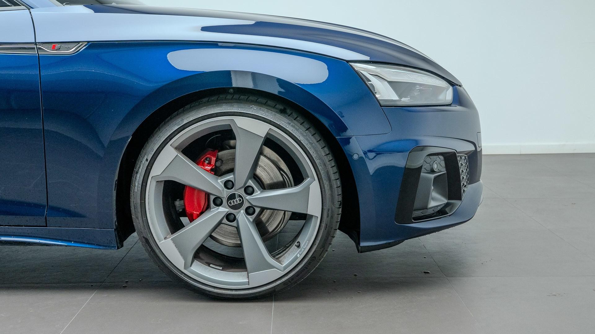 Black line 40 TFSI 150 kW (204 CV) S tronic