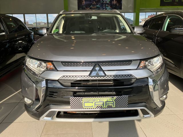 Mitsubishi Outlander 200 MPI Motion 2WD CVT 110 kW (150 CV)