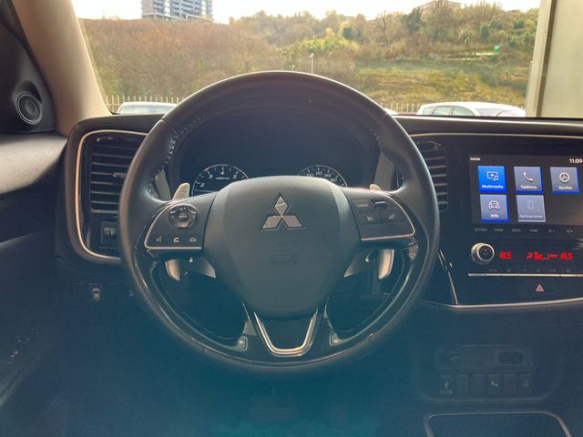 Mitsubishi Outlander 200 MPI Motion 2WD CVT 110 kW (150 CV)