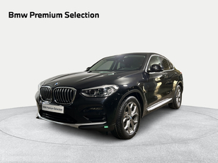 Fotos de BMW X4 xDrive20d color Negro. Año 2020. 140KW(190CV). Diésel. En concesionario San Pablo Motor | Su Eminencia de Sevilla