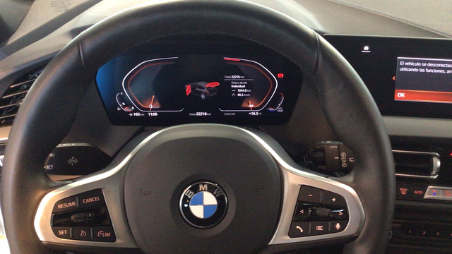 BMW Serie 1 118i color Blanco. Año 2024. 103KW(140CV). Gasolina. En concesionario BYmyCAR Madrid - Alcalá de Madrid