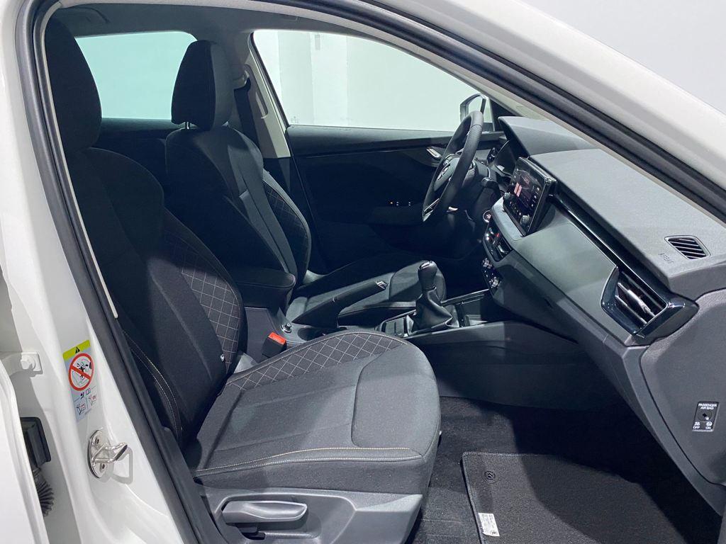 1.0 TSI Selection 70 kW (95 CV)
