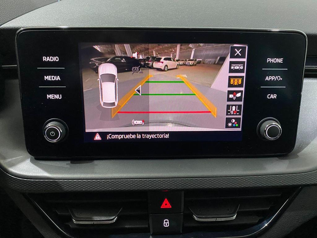 1.0 TSI Selection 70 kW (95 CV)