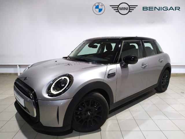 fotoG 0 del MINI MINI 5 Puertas Cooper 100 kW (136 CV) 136cv Gasolina del 2024 en Alicante