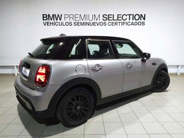 fotoG 3 del MINI MINI 5 Puertas Cooper 100 kW (136 CV) 136cv Gasolina del 2024 en Alicante