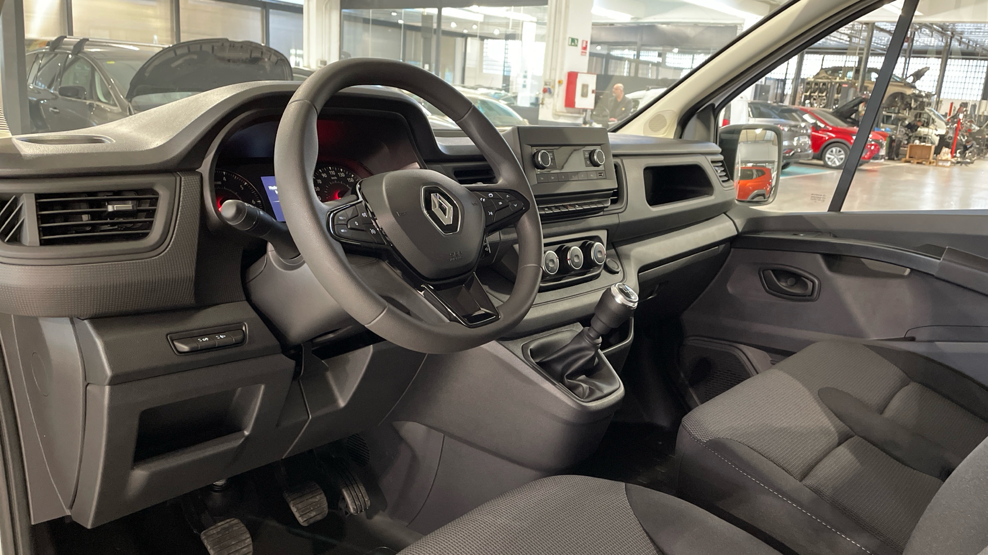 Renault Trafic Furgon dCi 130 - 8