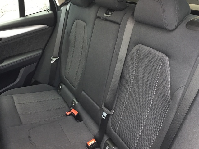 BMW X3 xDrive20i color Azul. Año 2018. 135KW(184CV). Gasolina. En concesionario Grünblau Motor (Bmw y Mini) de Cantabria