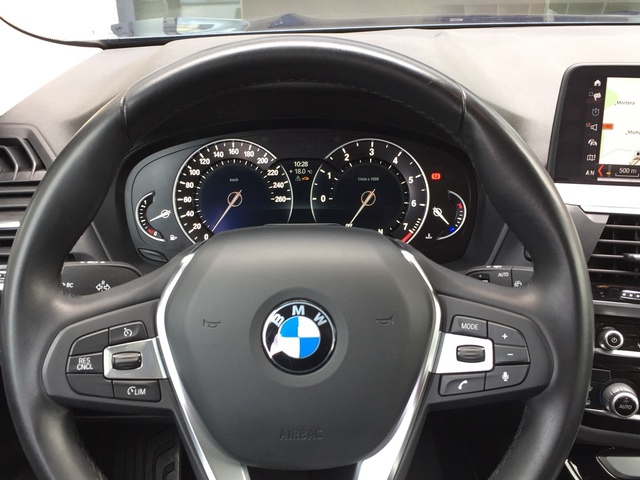 BMW X3 xDrive20i color Azul. Año 2018. 135KW(184CV). Gasolina. En concesionario Grünblau Motor (Bmw y Mini) de Cantabria