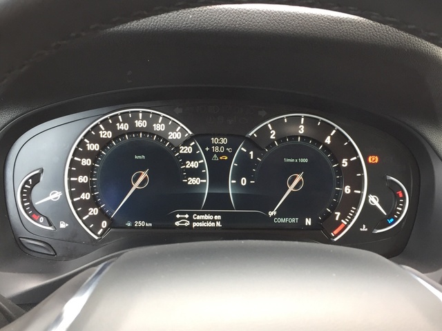 BMW X3 xDrive20i color Azul. Año 2018. 135KW(184CV). Gasolina. En concesionario Grünblau Motor (Bmw y Mini) de Cantabria
