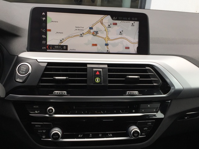 BMW X3 xDrive20i color Azul. Año 2018. 135KW(184CV). Gasolina. En concesionario Grünblau Motor (Bmw y Mini) de Cantabria
