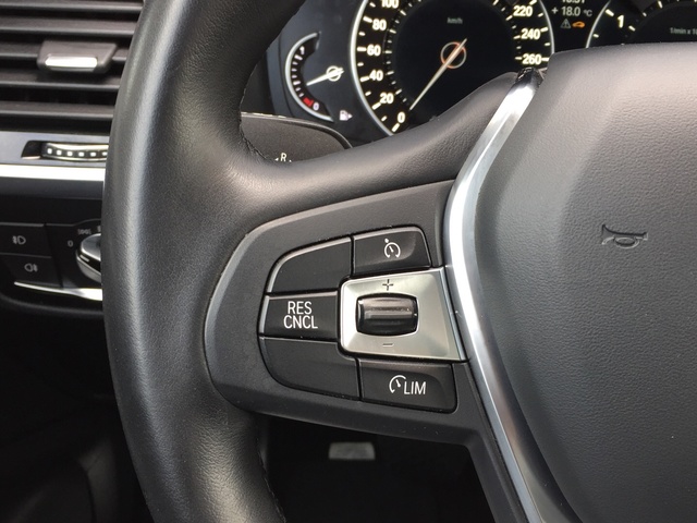 BMW X3 xDrive20i color Azul. Año 2018. 135KW(184CV). Gasolina. En concesionario Grünblau Motor (Bmw y Mini) de Cantabria