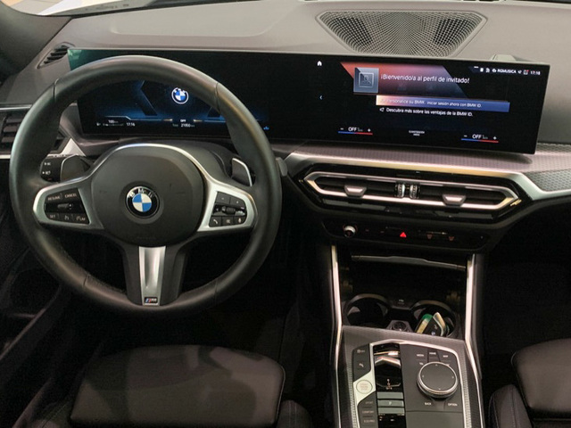 BMW Serie 3 318d Touring color Blanco. Año 2024. 110KW(150CV). Diésel. En concesionario Celtamotor Lalín de Pontevedra