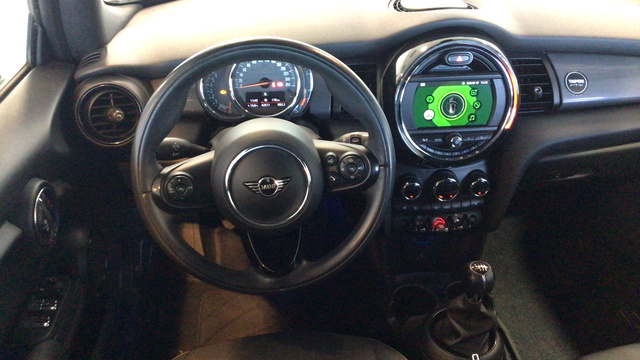 fotoG 6 del MINI MINI Cabrio Cooper 100 kW (136 CV) 136cv Gasolina del 2019 en Madrid