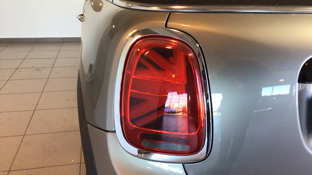 fotoG 15 del MINI MINI Cabrio Cooper 100 kW (136 CV) 136cv Gasolina del 2019 en Madrid