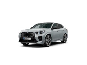 Fotos de BMW iX2 eDrive20 color Gris. Año 2025. 150KW(204CV). Eléctrico. En concesionario Caetano Cuzco Raimundo Fernandez Villaverde, 45 de Madrid