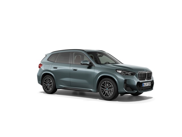 BMW X1 xDrive20d color Verde. Año 2024. 120KW(163CV). Diésel. En concesionario Movilnorte El Plantio de Madrid