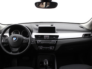 BMW X1 sDrive18i color Blanco. Año 2022. 103KW(140CV). Gasolina. En concesionario Augusta Aragon S.A. de Zaragoza