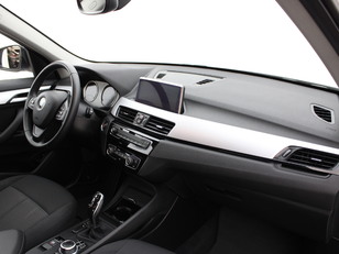 BMW X1 sDrive18i color Blanco. Año 2022. 103KW(140CV). Gasolina. En concesionario Augusta Aragon S.A. de Zaragoza