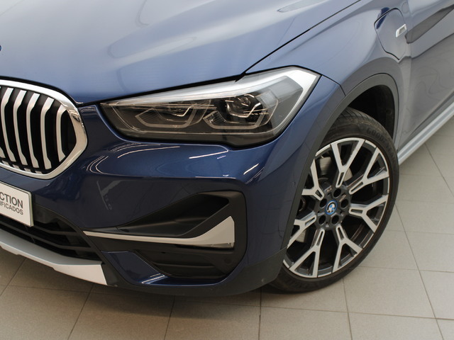 BMW X1 xDrive25e color Azul. Año 2022. 162KW(220CV). Híbrido Electro/Gasolina. En concesionario Augusta Aragon S.A. de Zaragoza