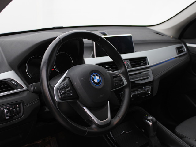 BMW X1 xDrive25e color Azul. Año 2022. 162KW(220CV). Híbrido Electro/Gasolina. En concesionario Augusta Aragon S.A. de Zaragoza
