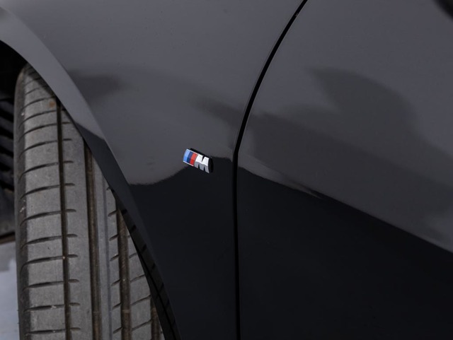 BMW Serie 1 120i color Negro. Año 2024. 131KW(178CV). Gasolina. En concesionario Oliva Motor Girona de Girona