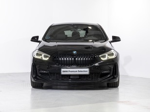 Fotos de BMW Serie 1 120i color Negro. Año 2024. 131KW(178CV). Gasolina. En concesionario Oliva Motor Girona de Girona