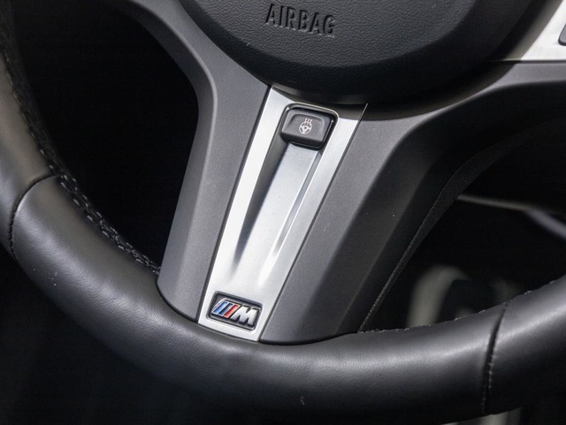 BMW Serie 1 120d color Gris. Año 2024. 140KW(190CV). Diésel. En concesionario Oliva Motor Girona de Girona