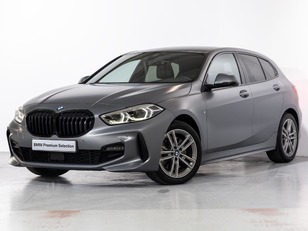 Fotos de BMW Serie 1 120d color Gris. Año 2024. 140KW(190CV). Diésel. En concesionario Oliva Motor Girona de Girona