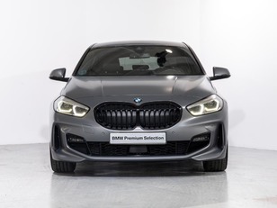 Fotos de BMW Serie 1 120d color Gris. Año 2024. 140KW(190CV). Diésel. En concesionario Oliva Motor Girona de Girona