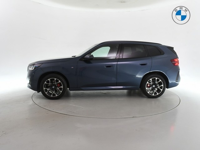 BMW X3 xDrive20d color Azul. Año 2025. 145KW(197CV). Diésel. En concesionario BYmyCAR Madrid - Alcalá de Madrid