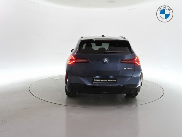 BMW X3 xDrive20d color Azul. Año 2025. 145KW(197CV). Diésel. En concesionario BYmyCAR Madrid - Alcalá de Madrid