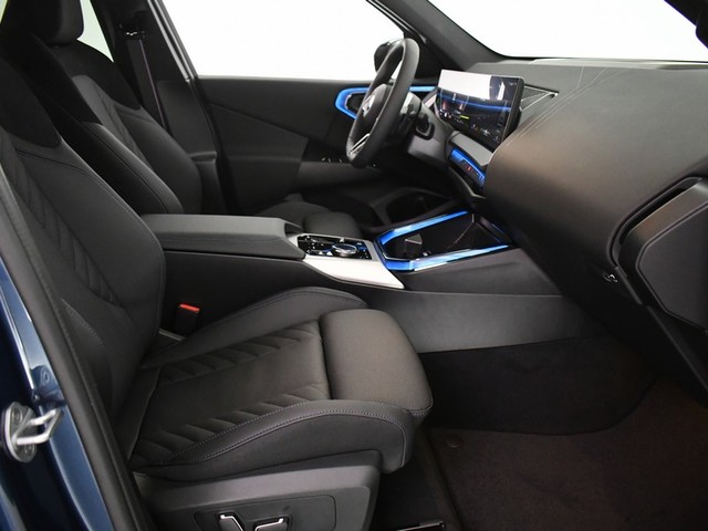 BMW X3 xDrive20d color Azul. Año 2025. 145KW(197CV). Diésel. En concesionario BYmyCAR Madrid - Alcalá de Madrid