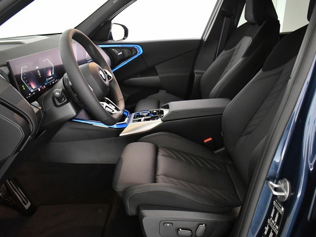 BMW X3 xDrive20d color Azul. Año 2025. 145KW(197CV). Diésel. En concesionario BYmyCAR Madrid - Alcalá de Madrid