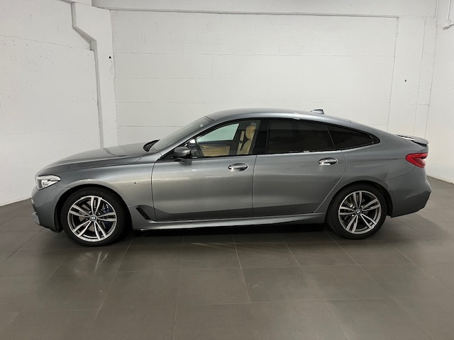 BMW Serie 6 630d Gran Turismo color Azul. Año 2018. 195KW(265CV). Diésel. En concesionario Amiocar S.A. de Coruña