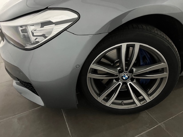 BMW Serie 6 630d Gran Turismo color Azul. Año 2018. 195KW(265CV). Diésel. En concesionario Amiocar S.A. de Coruña