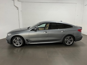 Fotos de BMW Serie 6 630d Gran Turismo color Azul. Año 2018. 195KW(265CV). Diésel. En concesionario Amiocar S.A. de Coruña