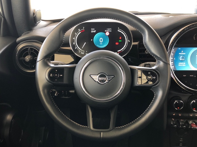 fotoG 13 del MINI MINI Cabrio Cooper 100 kW (136 CV) 136cv Gasolina del 2024 en Madrid