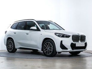BMW X1 xDrive30e color Blanco. Año 2025. 240KW(326CV). Híbrido Electro/Gasolina. En concesionario Oliva Motor Tarragona de Tarragona