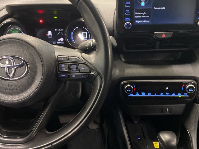 Toyota Yaris 120H Style 85 kW (116 CV)