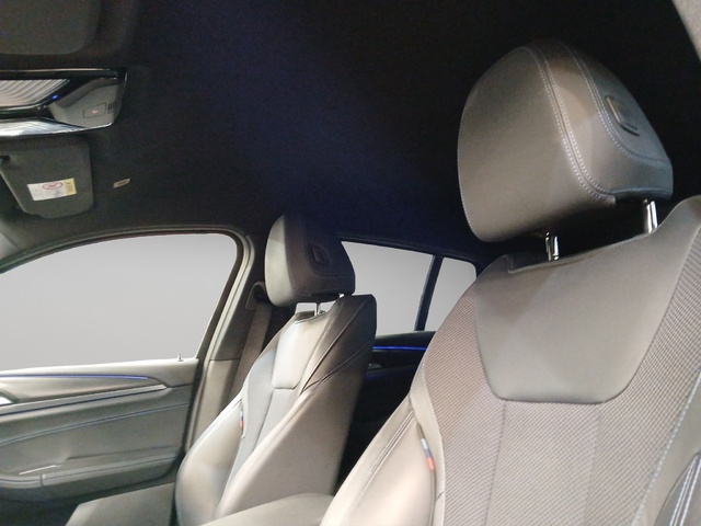 BMW X4 xDrive20i color Gris. Año 2020. 135KW(184CV). Gasolina. En concesionario GANDIA Automoviles Fersan, S.A. de Valencia